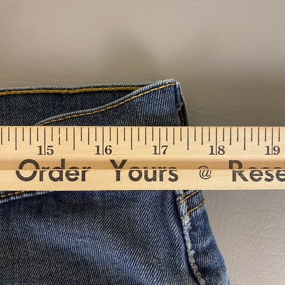 Levi's 550 Relaxed Fit Jeans Men's Size 36x32 Blue Medium Wash Denim Pants - Picture 10 of 16